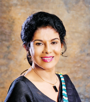 NITA FERNANDO INTERNATIONALLY ACCLAIMED AWARD WINNING ACTRESS DEBUTED IN 1966 CONTINUED ACTING AFTER A SOJOURN OF EIGHTEEN YEARS TO BE STILL A CELEBRITY – by Sunil Thenabadu