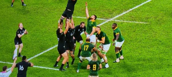 Undermanned All Blacks undone by ferocious Springboks.   One point nail biter makes South Africa the only four time World Cup winner. - BY TREVINE RODRIGO IN MELBOURNE.  (eLanka Sports editor)
